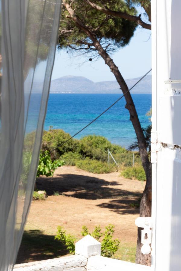"Nirvana Seaside" By The Beach Néa Mákri Buitenkant foto